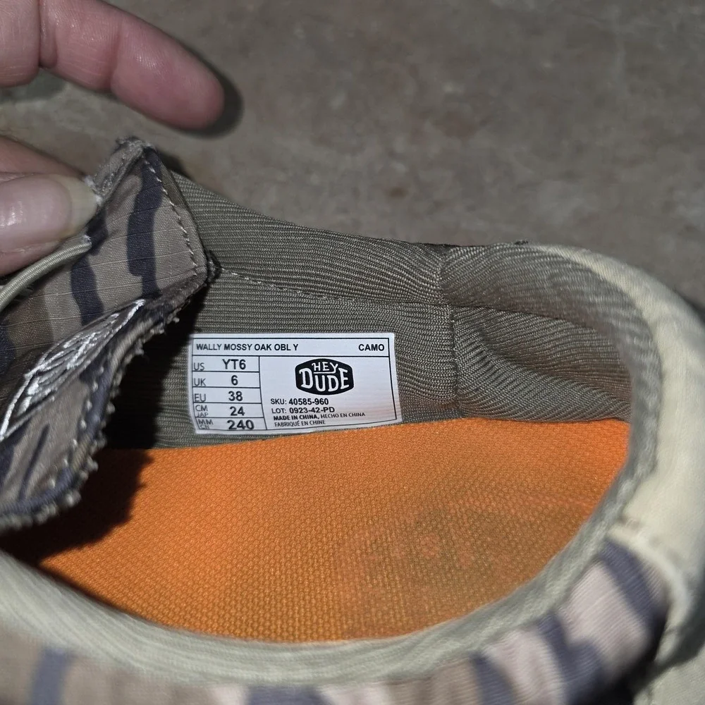 Hey Dude Wally Mossy Oak Shoes Kids Size 6 Brown Camo Canvas Slip On Comfort